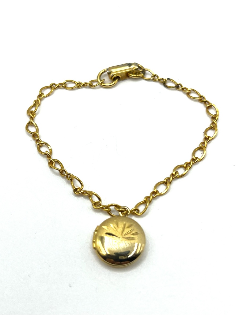 Charm Locket BraceletVintage  Hand Engraved Gold-Tone Chain Dainty Lightweight